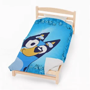 Bluey and Bingo featured on a soft fleece blanket