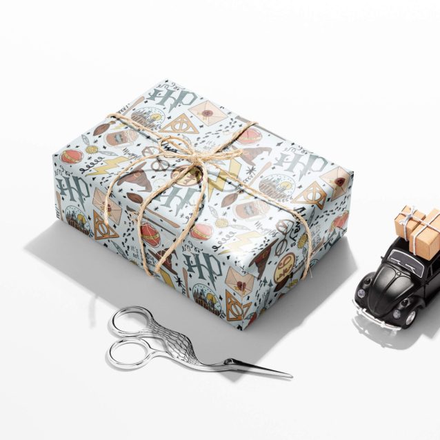 High-quality 90 GSM Harry Potter gift wrap roll with a smooth texture.