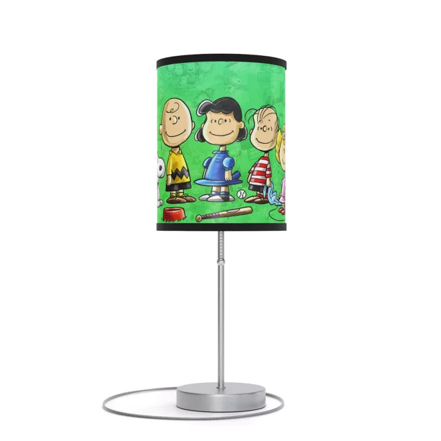 Green Peanuts Night Light: Snoopy, everyone's favorite beagle, shines in this green night light lamp.