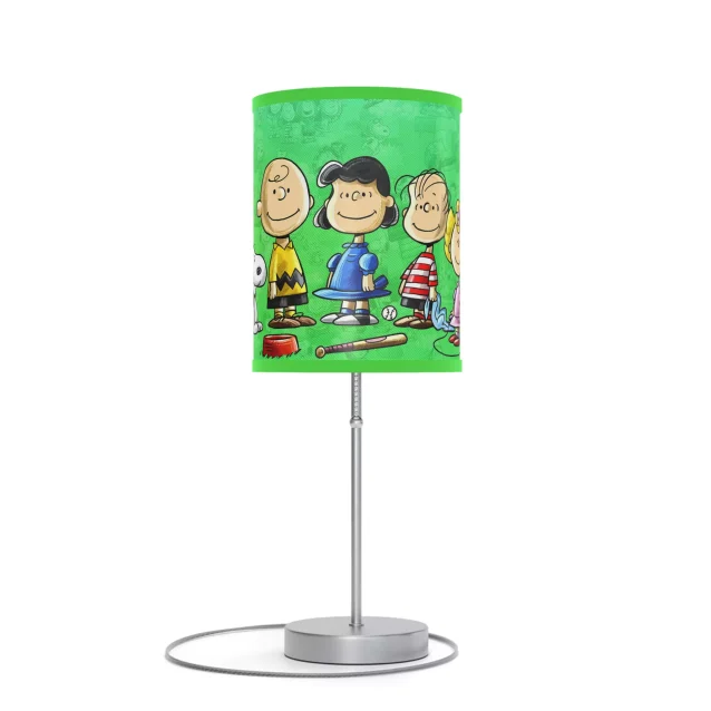 Soothing Green Snoopy Lamp: Relaxing green Snoopy night light, perfect for creating a calming atmosphere.