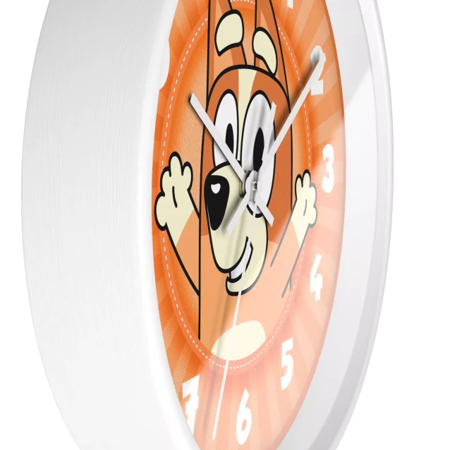 Durable and long-lasting Bluey Bingo clock for bedrooms or playrooms.
