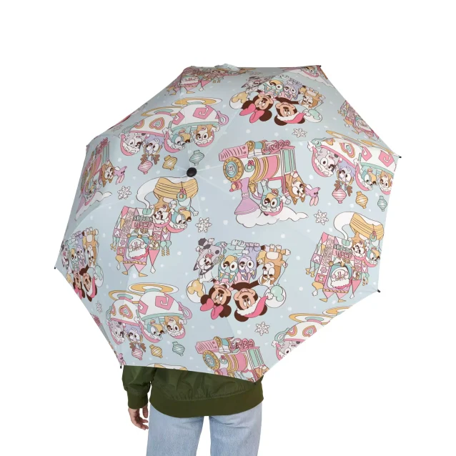 Bluey Christmas umbrella open, displaying its 37.01-inch coverage diameter.