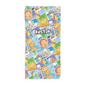 Lasagna by the Waves: Dream of delicious meals and beach days with this Garfield towel.