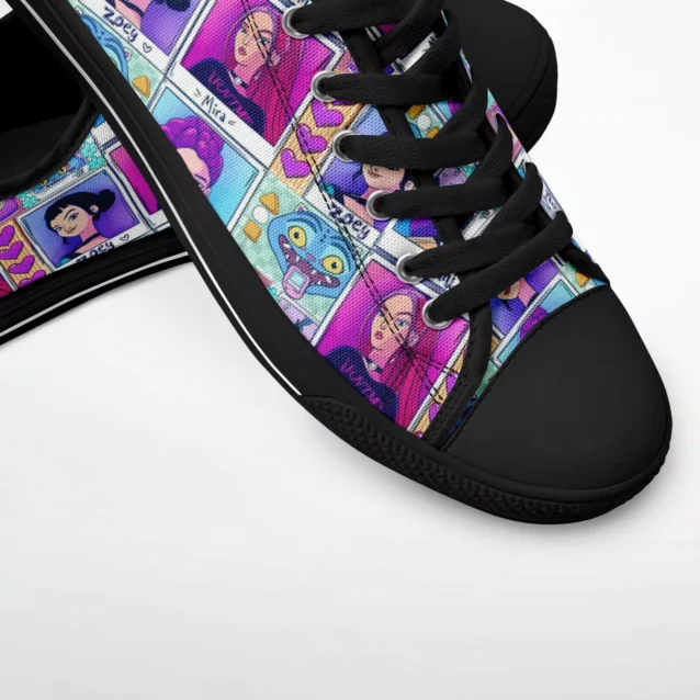 Action-ready kids footwear featuring the HUNTR/X logo from Kpop Demon Hunters.