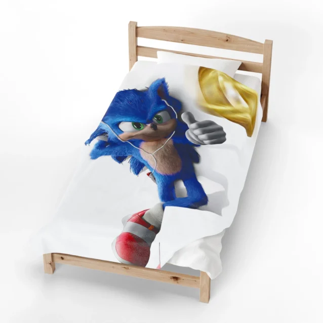 Sonic Blanket in the Sonic and Gold Rings design, made up in a bedroom